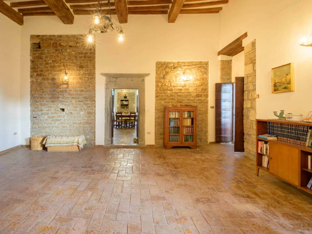 Appartamento a Gubbio in Via Ubaldo Baldassini - Foto 3