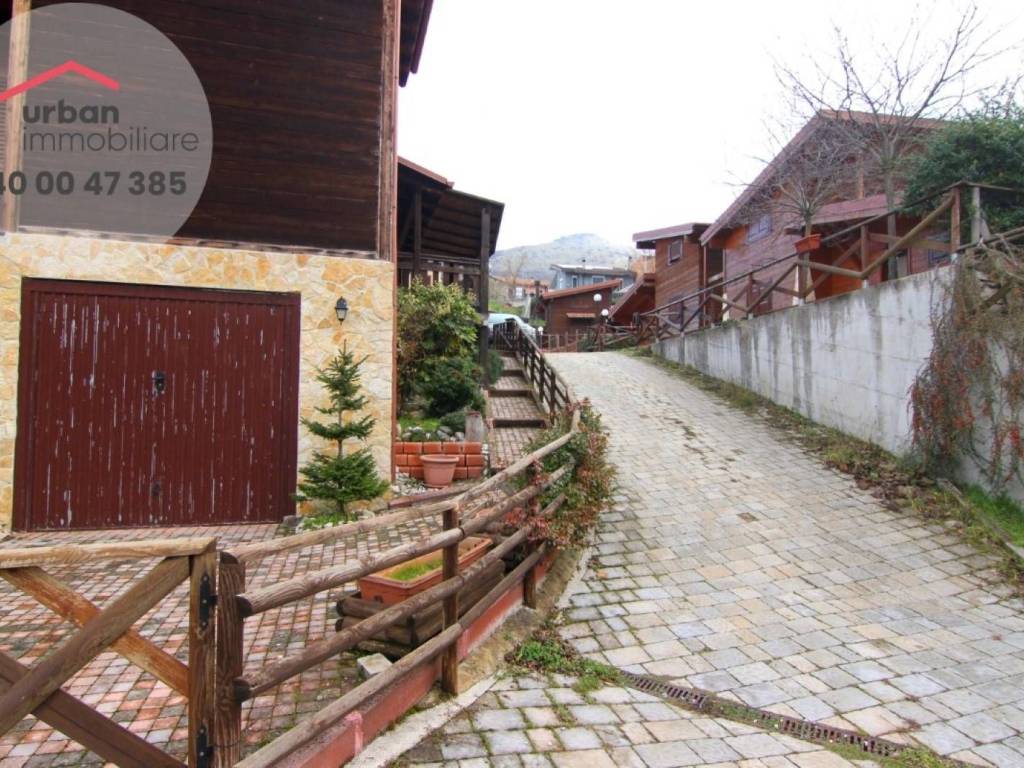 Villa a Tornimparte in Viale della Fiera, 4 - Foto 3