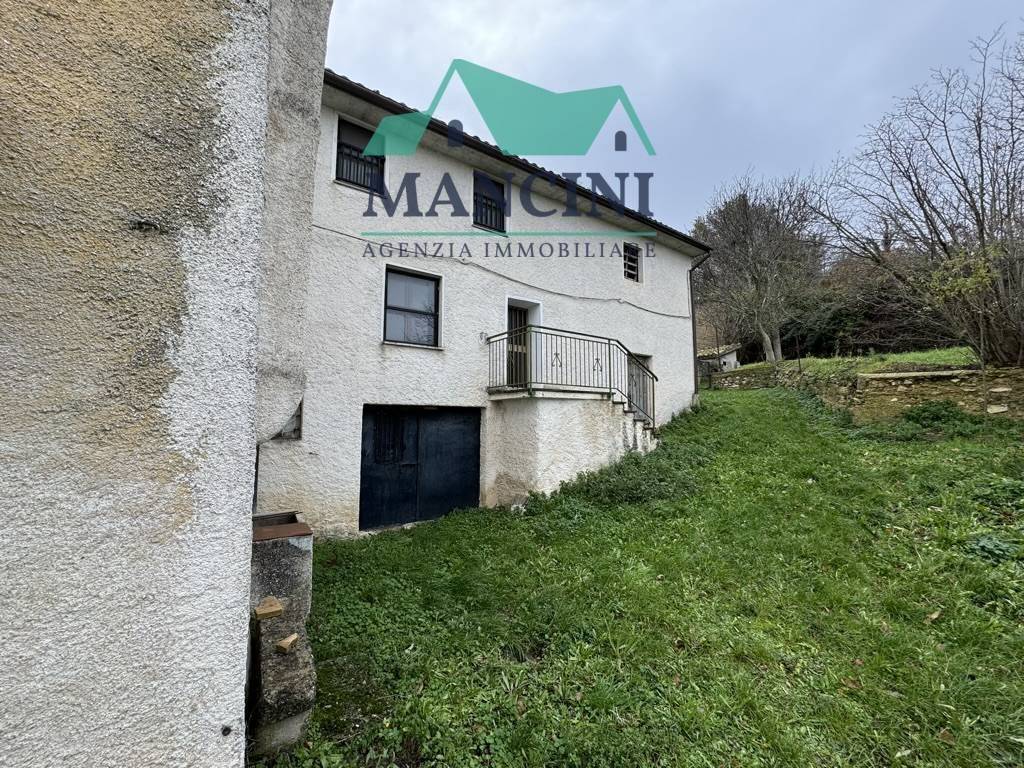 Casa indipendente a Fabriano in FRAZIONE SAN GIOVANNI PRECIECCHIE - Foto 5