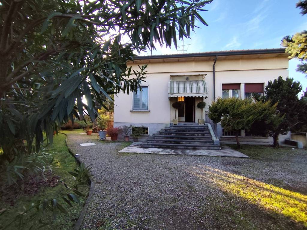 Villa a Marnate in Via Roma, 11 - Foto 3