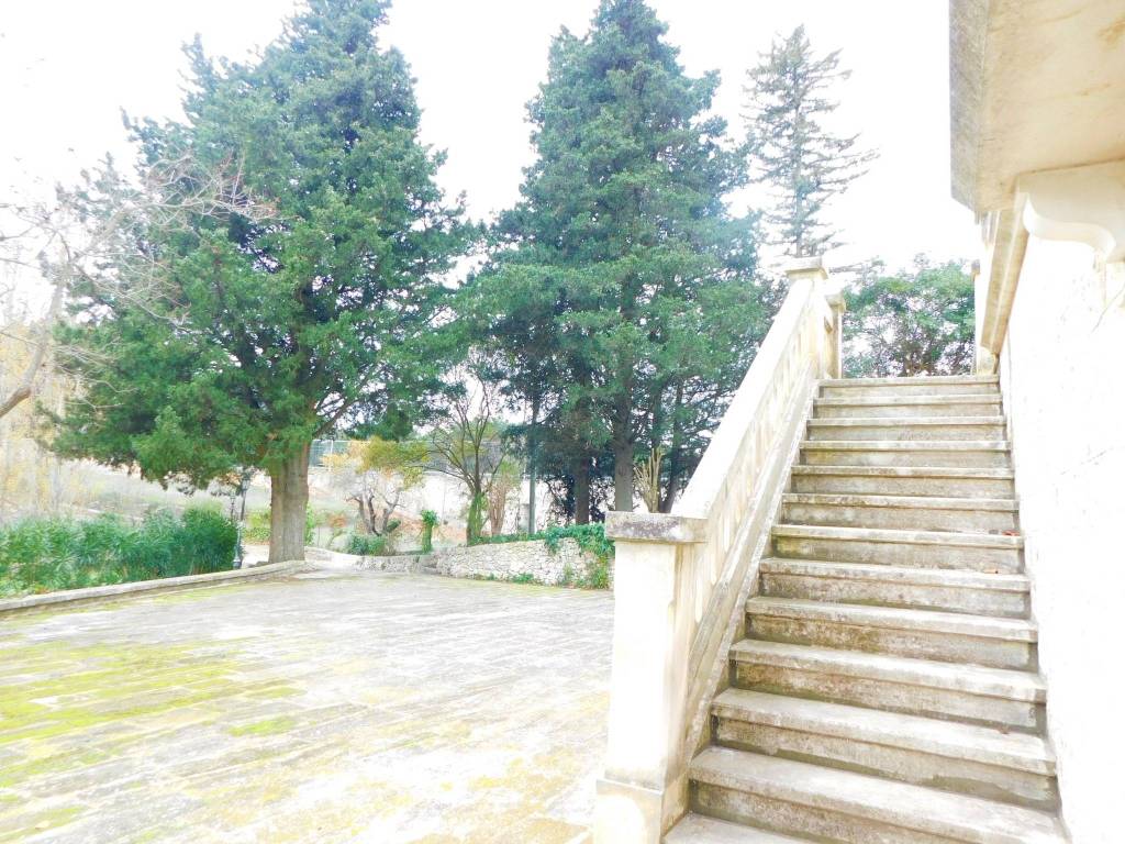 Villa a Martina franca in Strada Madonna del Pozzo Zona G - Foto 5