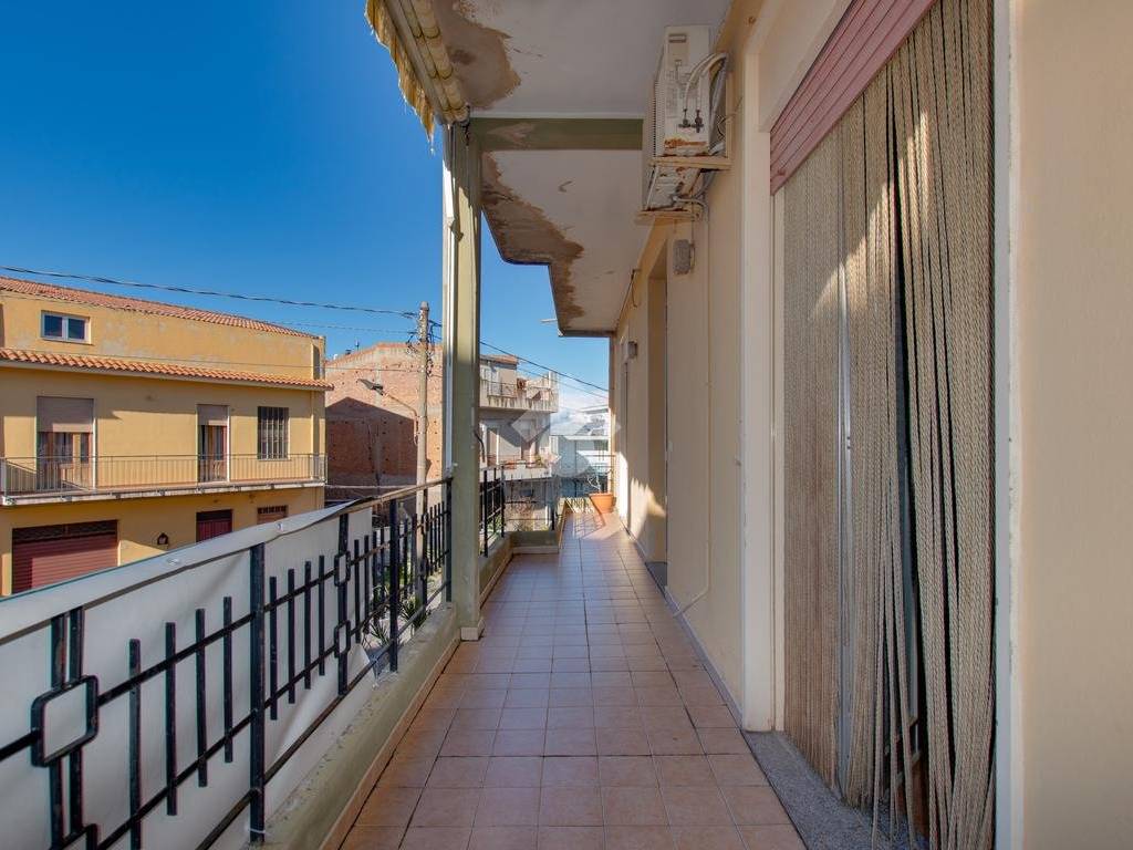 Casa indipendente a San filippo del mela in Via Dante Alighieri, 10 - Foto 2