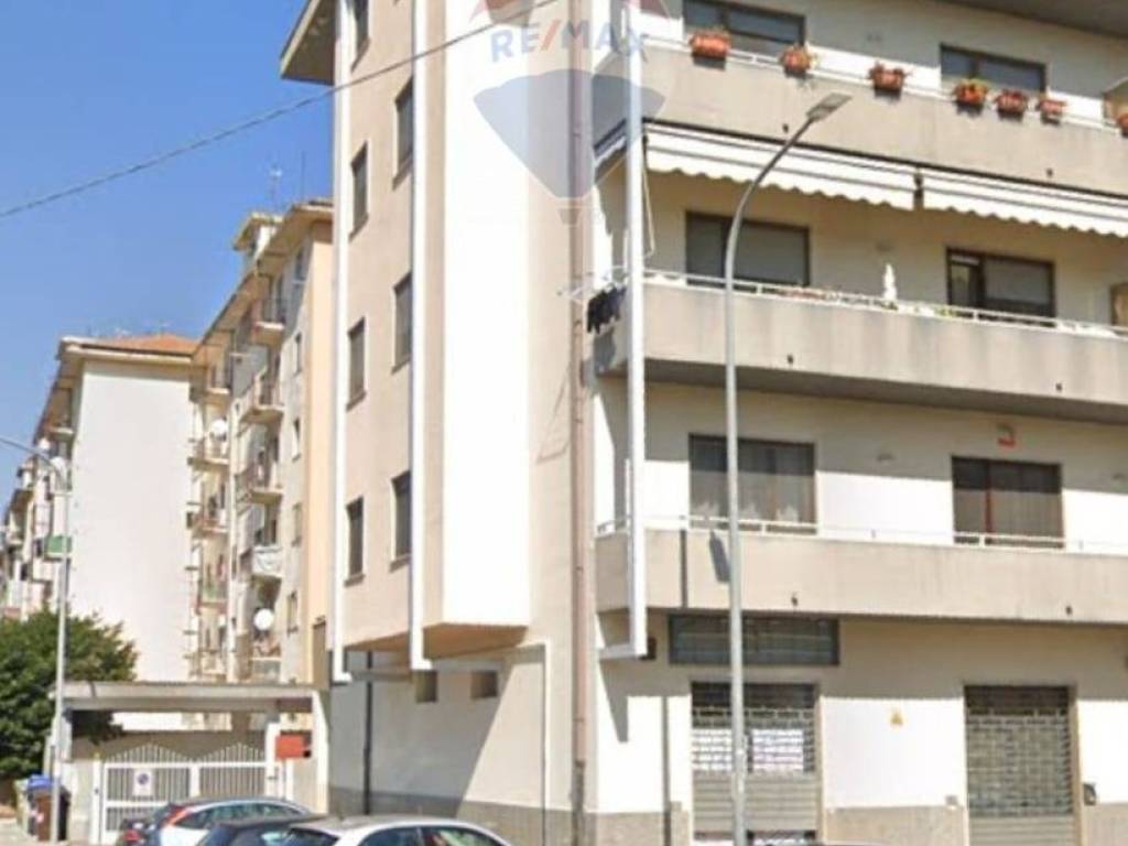 Box / garage a Benevento in VIA VITTORIO VENETO - Foto 2