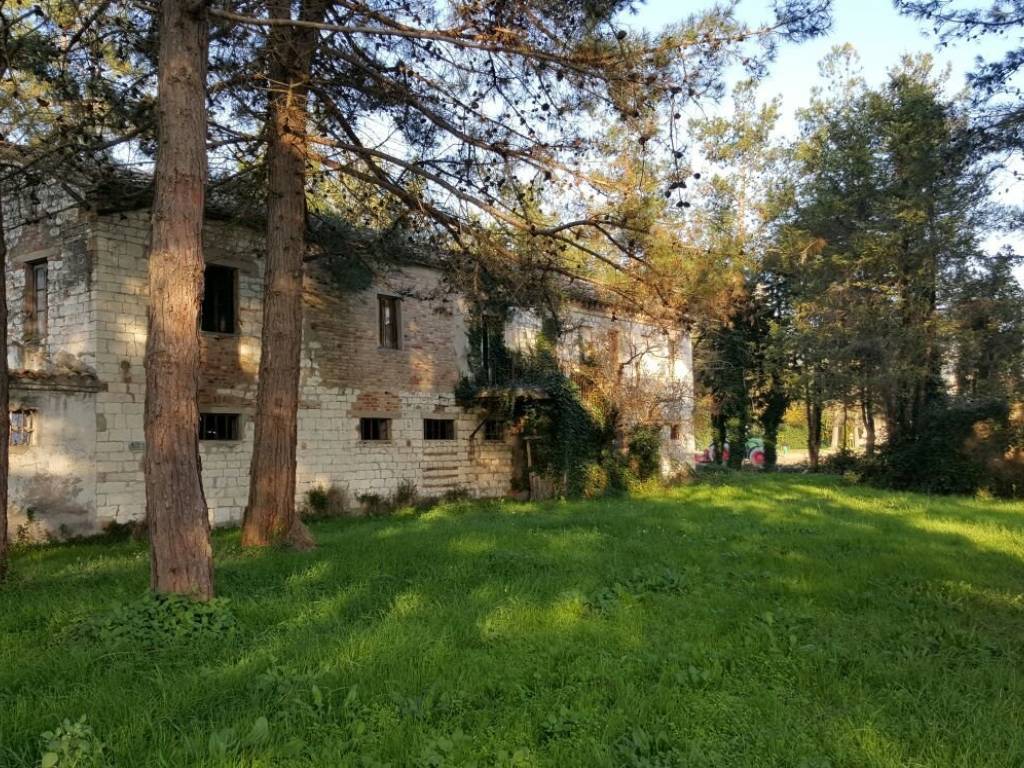 Rustico / casale a Sirolo in Via Piani d'Aspio - Foto 2