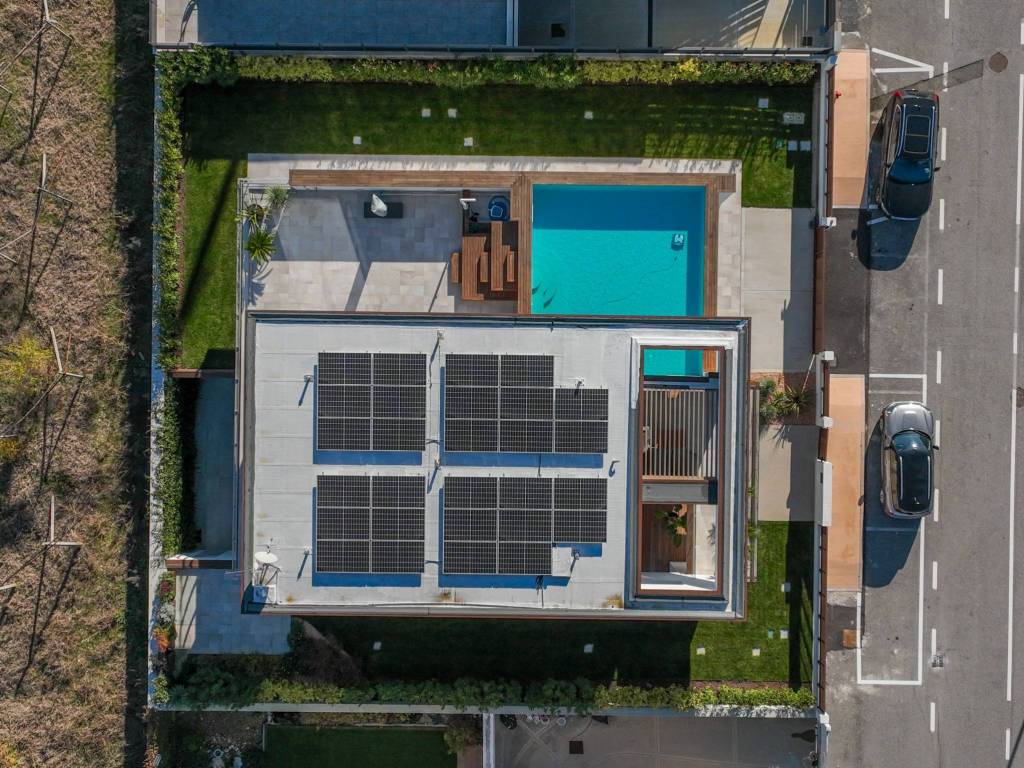 Villa a Peschiera del garda in via Oscar Righetti 13 - Foto 4