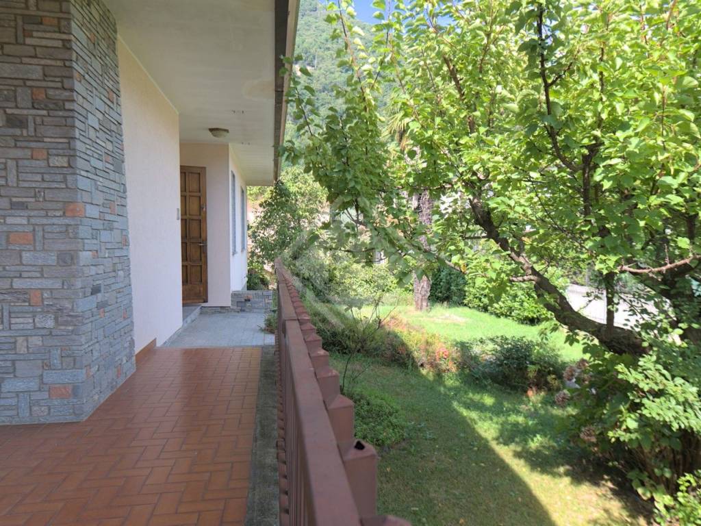 Villa a Cuveglio - Foto 3