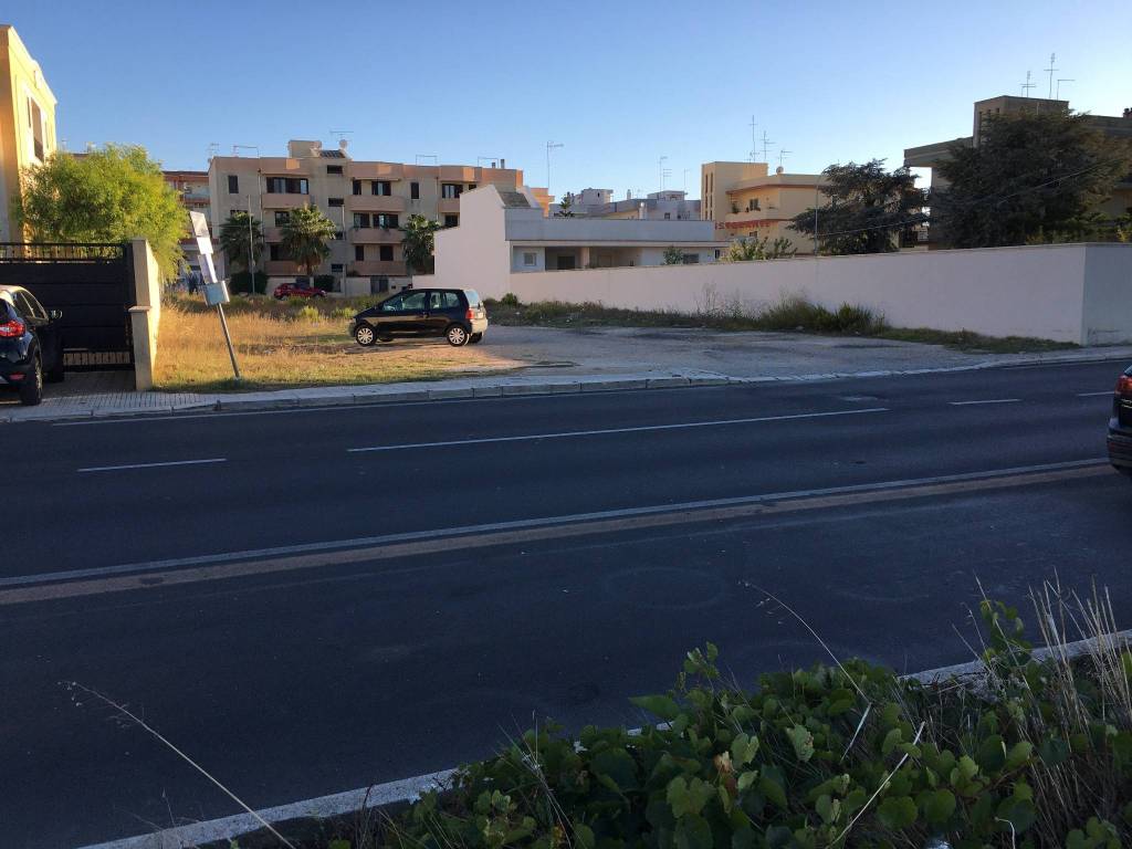 Terreno a Mesagne in Via Guglielmo Marconi, 243 - Foto 2