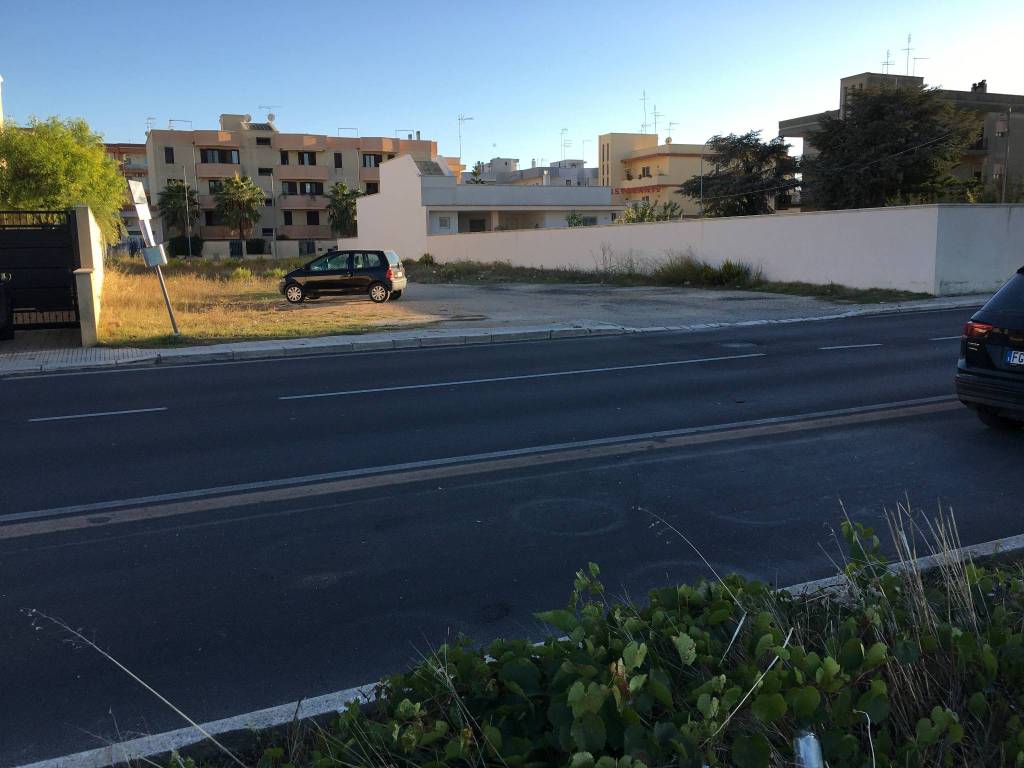Terreno a Mesagne in Via Guglielmo Marconi, 243 - Foto 3