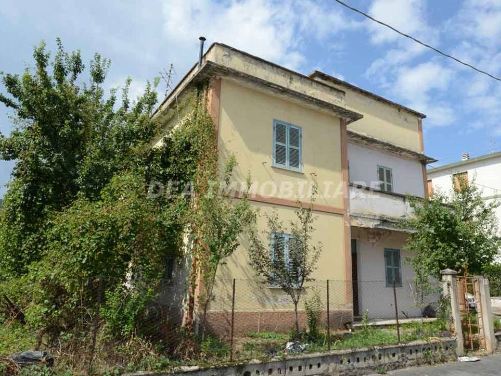 Casa indipendente a Avezzano in Via dei Sabini - Foto 2