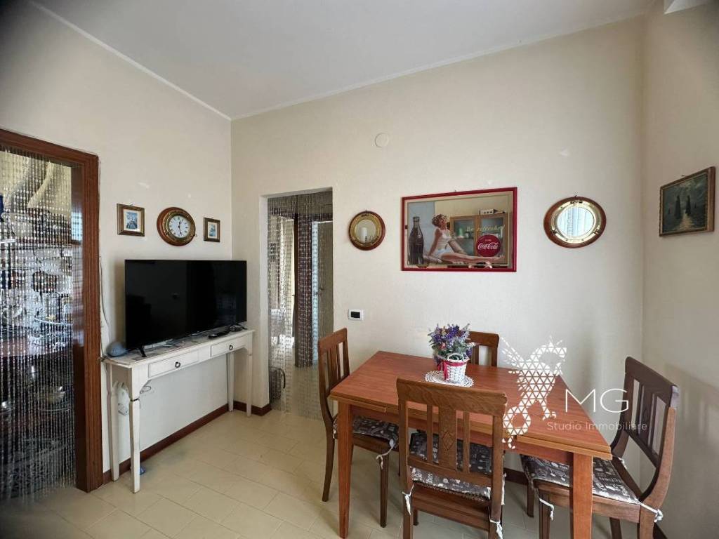 Appartamento a Rosignano marittimo in Via dei Salici - Foto 2