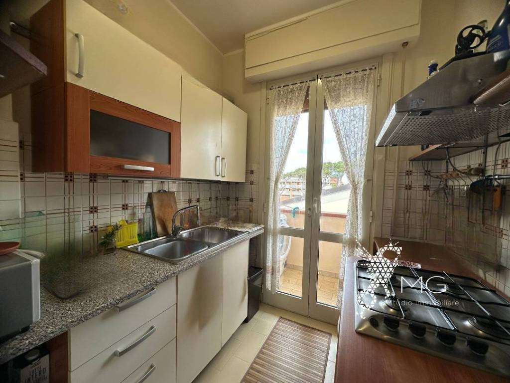 Appartamento a Rosignano marittimo in Via dei Salici - Foto 5