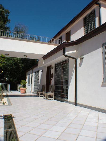 Villa a Sabaudia in Strada Lungomare Pontino, 81 - Foto 4