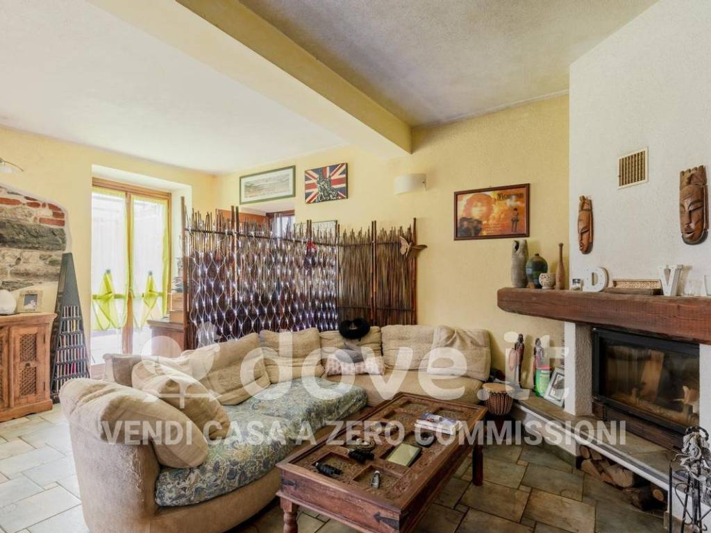 Villa a Viggiù in Viale Milano, 46 - Foto 5