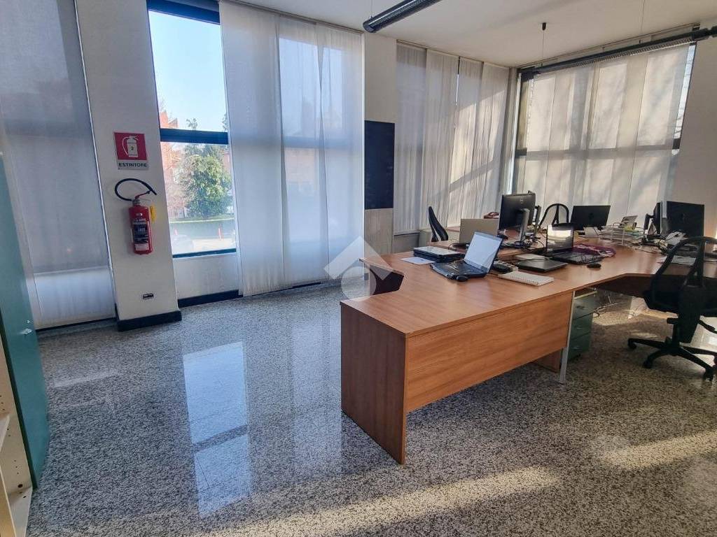 Immobile a Merate in Via Alcide De Gasperi, 133 - Foto 3