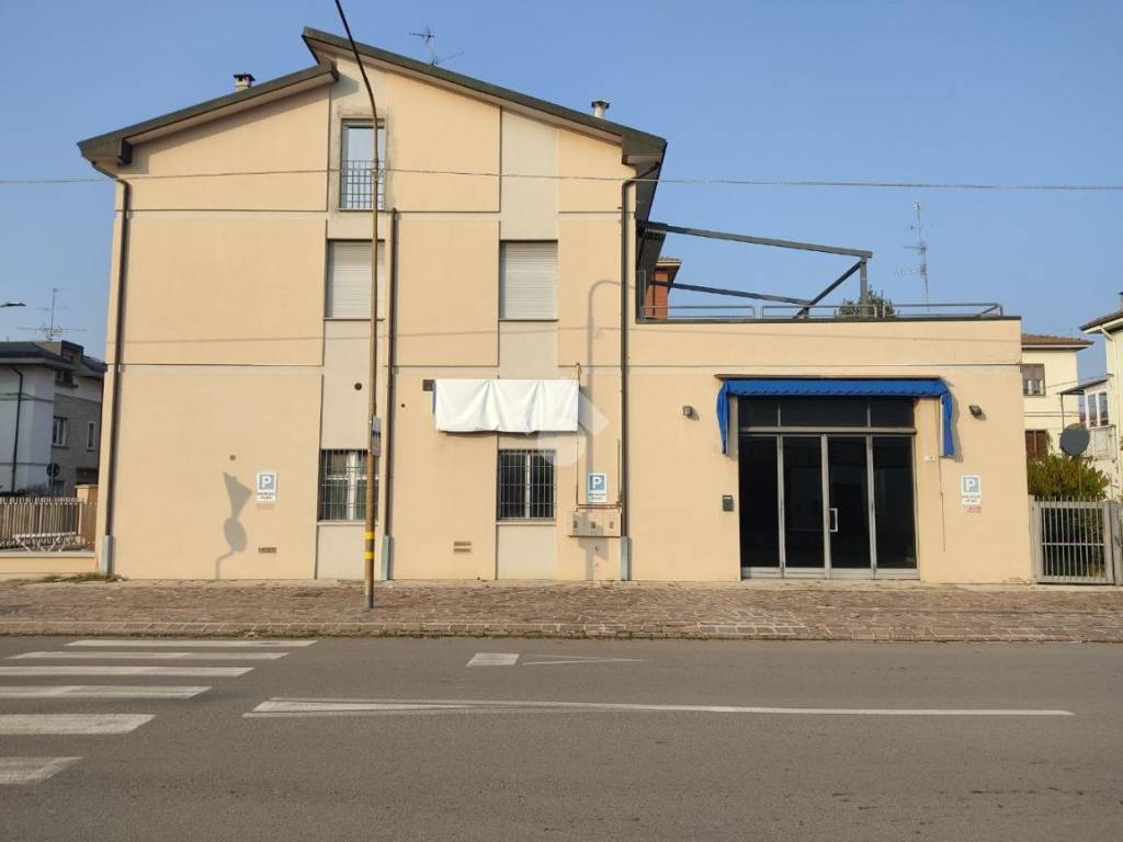 Immobile a Carpi in Via Cristoforo Colombo, 30 - Foto 2