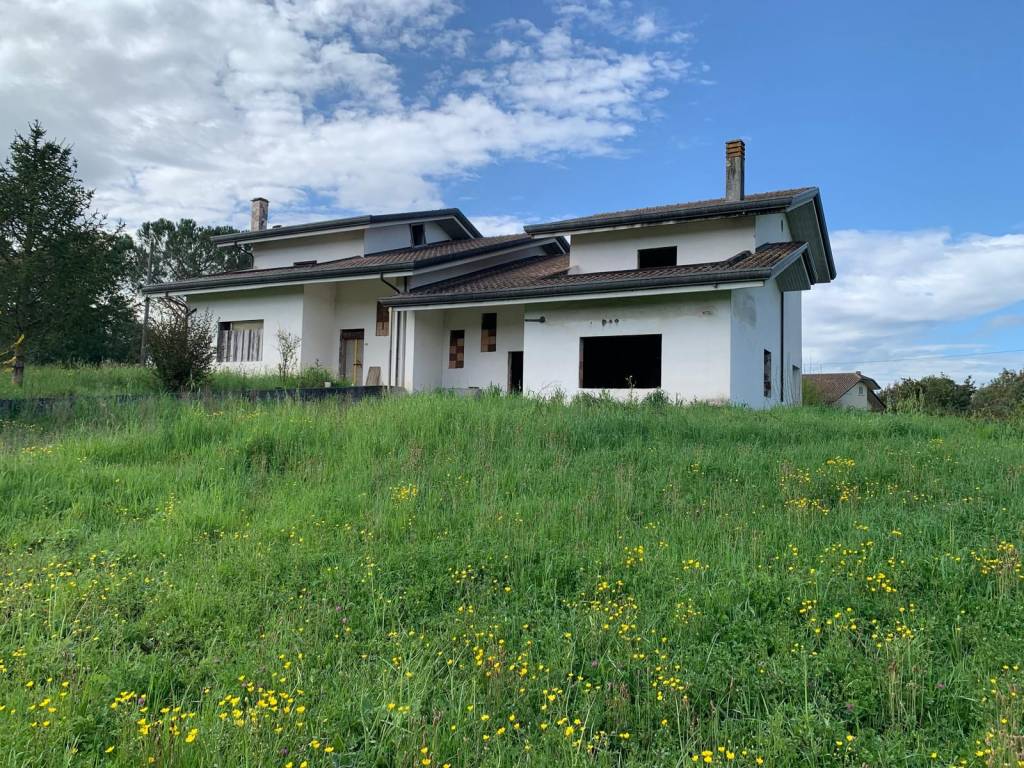 Villa a Ceprano in Via della Stazione, 120 - Foto 4