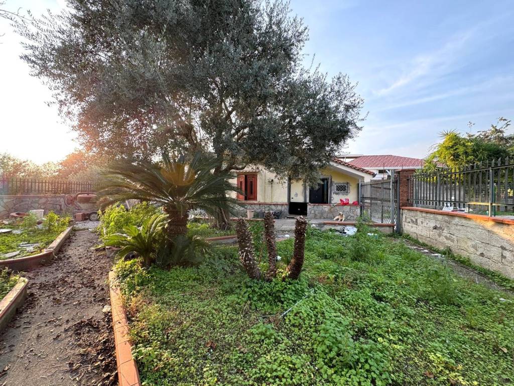 Villa a Sarno in Via Sarno Palma - Foto 3
