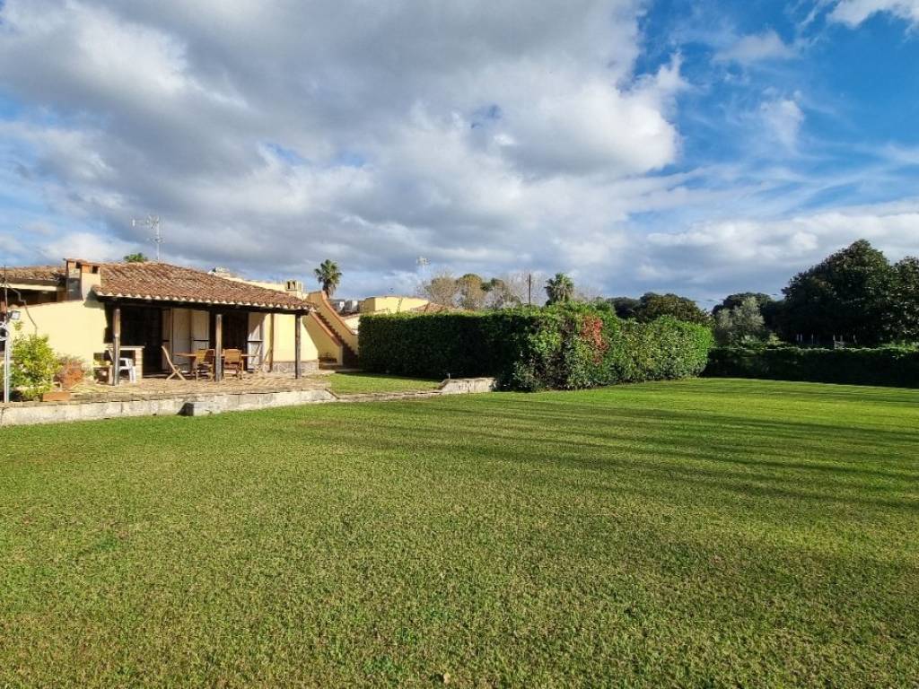 Villa a San felice circeo in Via Terracina, 72 - Foto 3