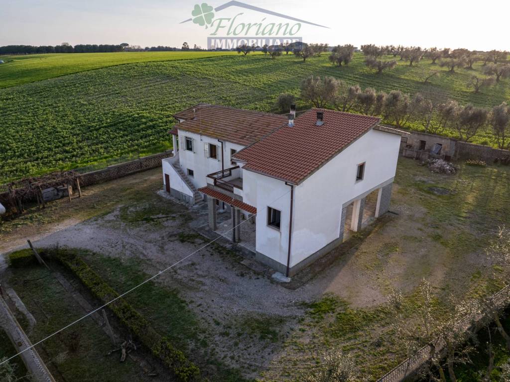 Rustico / casale a Montalto di castro in Località La Moletta - Foto 2