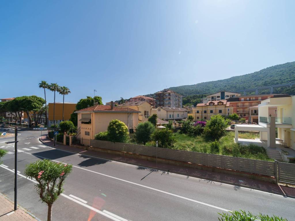Appartamento a Andora in Via Camillo Benso di Cavour, 58 - Foto 5