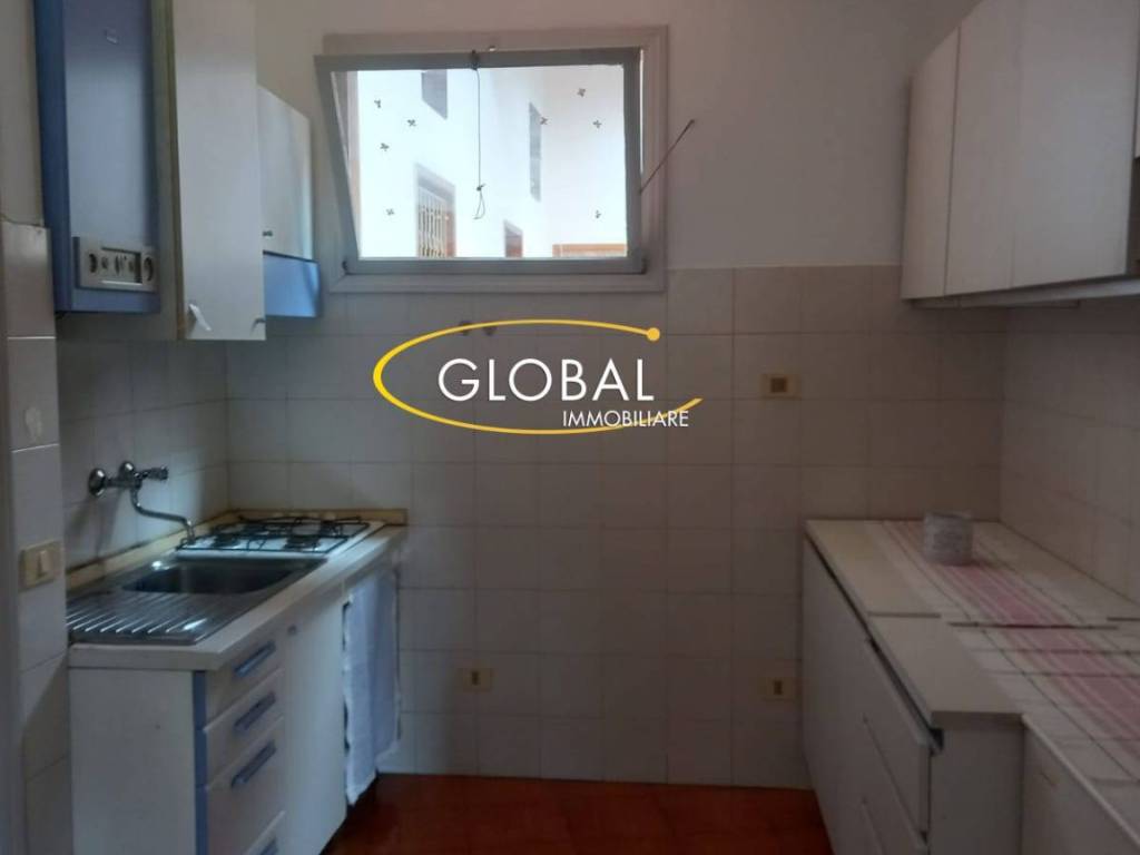 Appartamento a Ancona in Via Esino, 88 - Foto 2