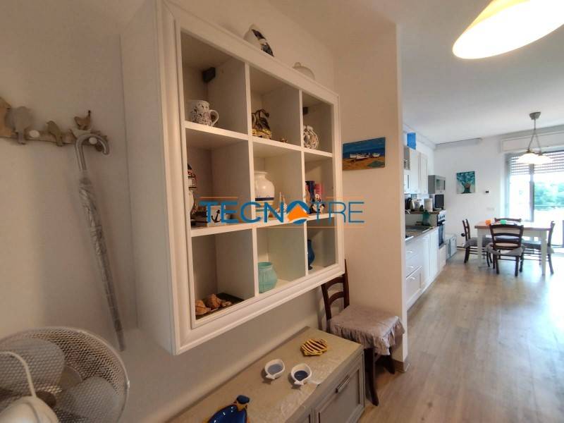 Appartamento a Martinsicuro in Via Giovanni da Verrazzano, 14 - Foto 2