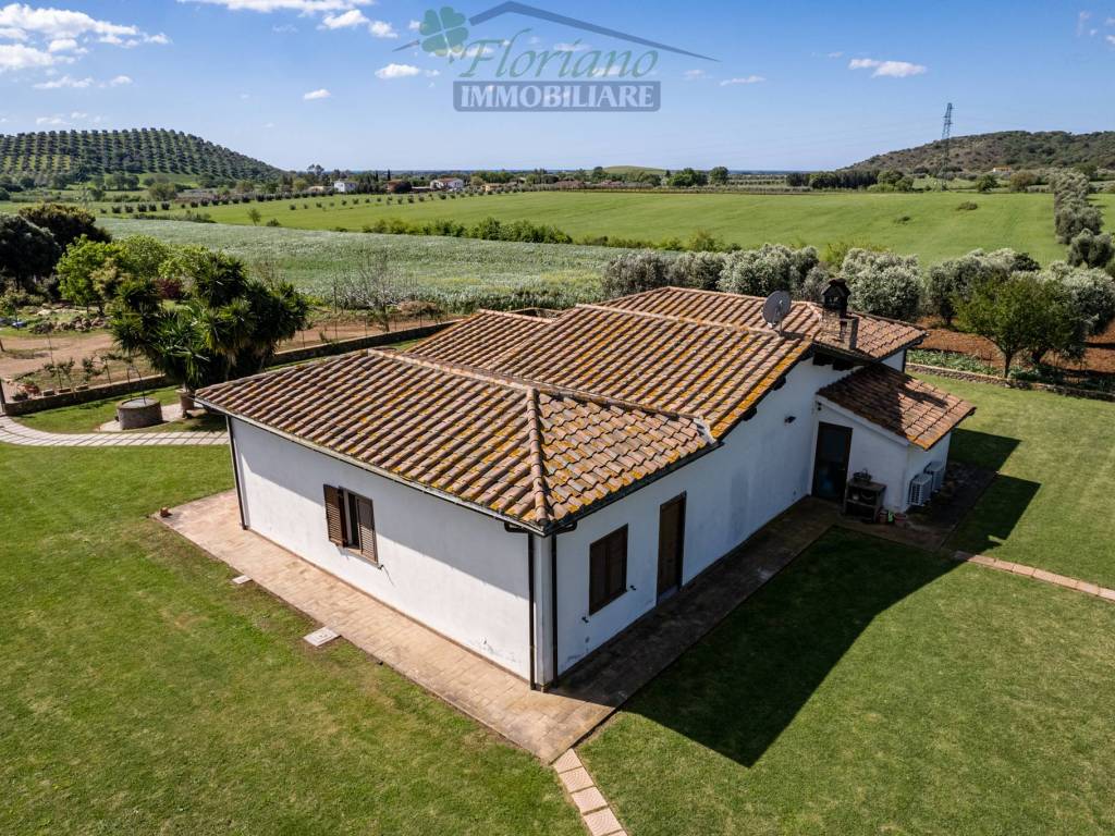 Villa a Capalbio in Strada Poggetti - Foto 3