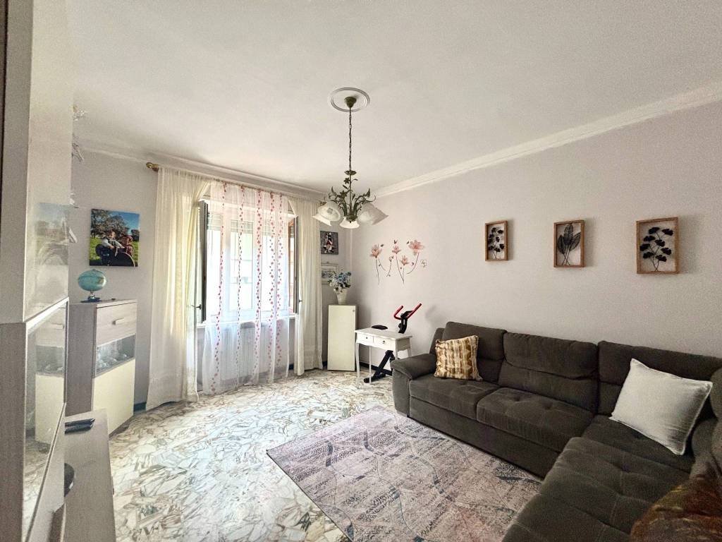 Appartamento a Alessandria in Via Tortona, 72 - Foto 2