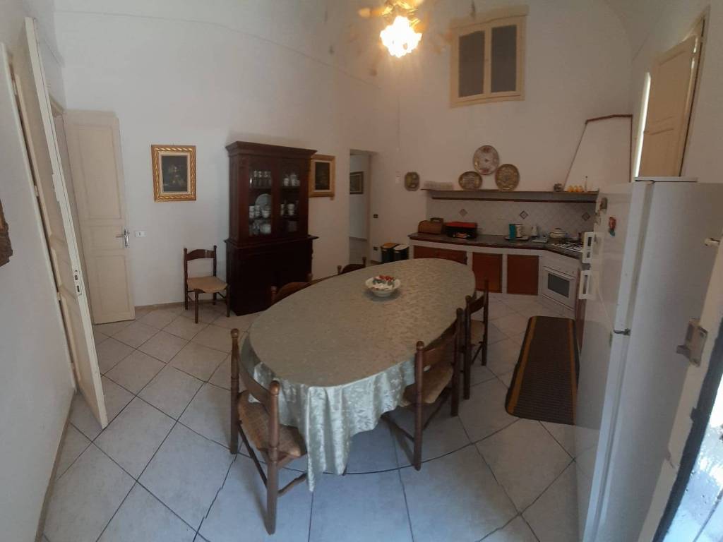 Casa indipendente a Cinisi in Via Venuti - Foto 5