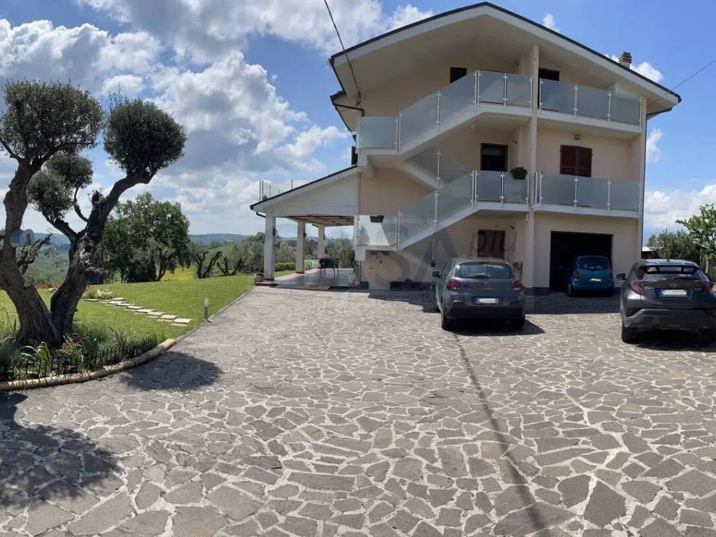 Villa a Monteprandone in Contrada Monterone - Foto 3