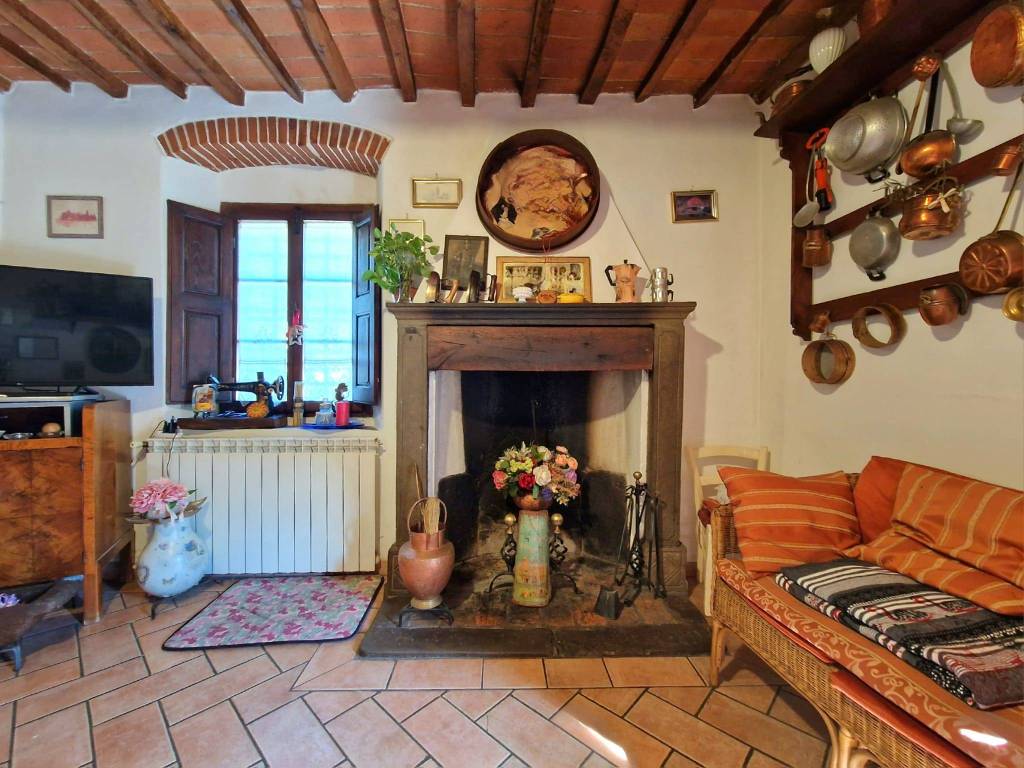 Casa indipendente a Pistoia in Via Crespole e Fabbriche, 65 - Foto 5