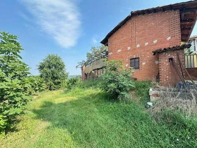 Casa indipendente a Baldissero d'alba in Località Baroli Baroli - Foto 2
