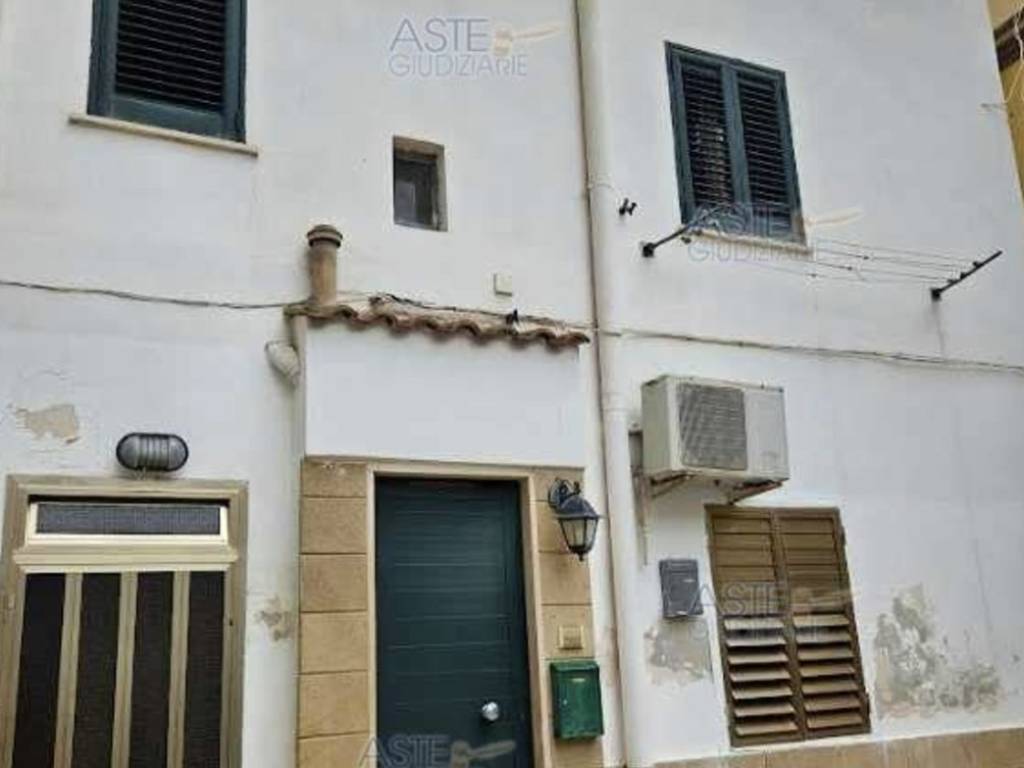 Appartamento a Taranto in Via Regina Elena, 57 - Foto 2