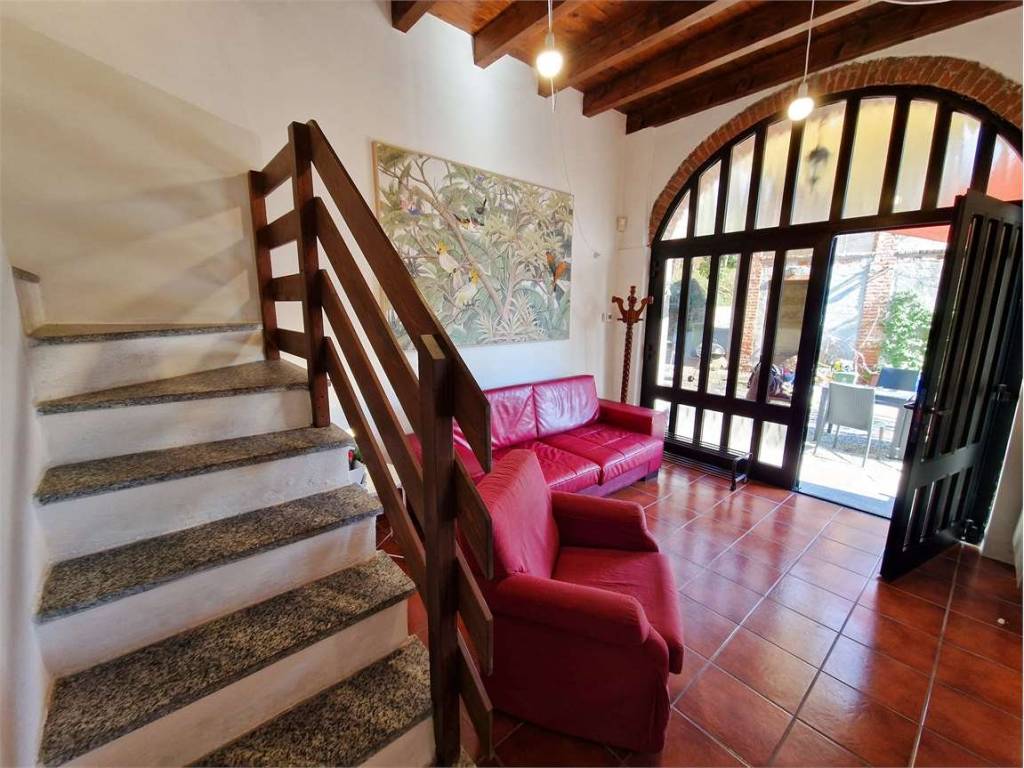 Casa indipendente a Monvalle in Via Roma - Foto 4