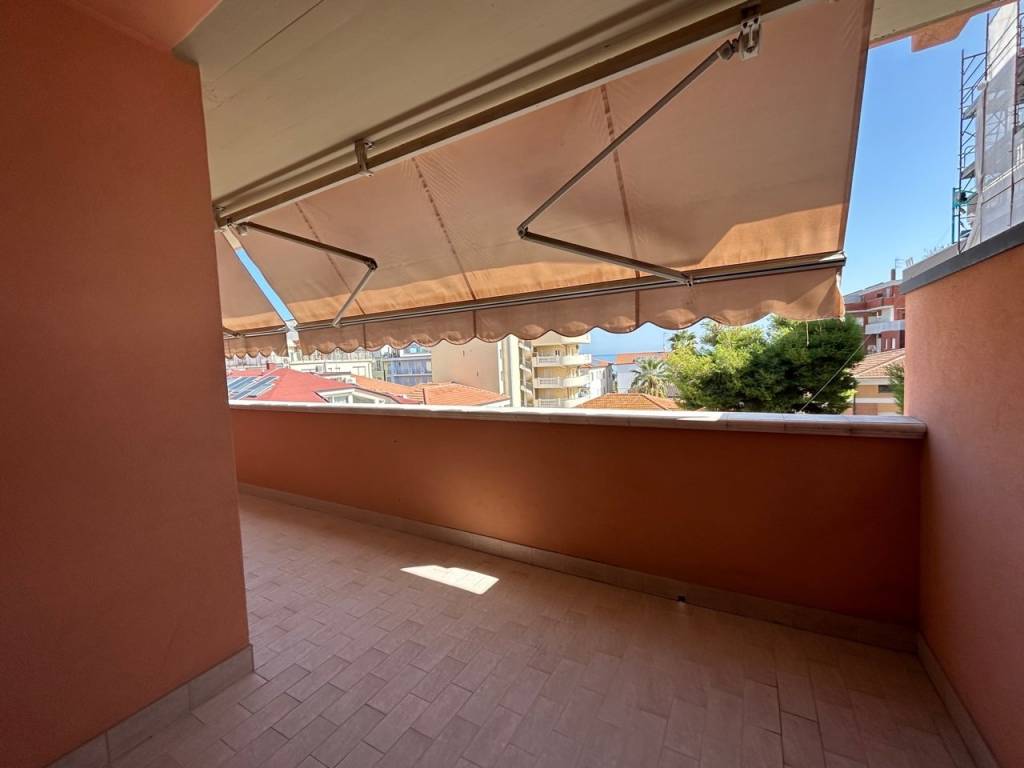 Appartamento a Tortoreto in Via Giuseppe Giusti - Foto 3