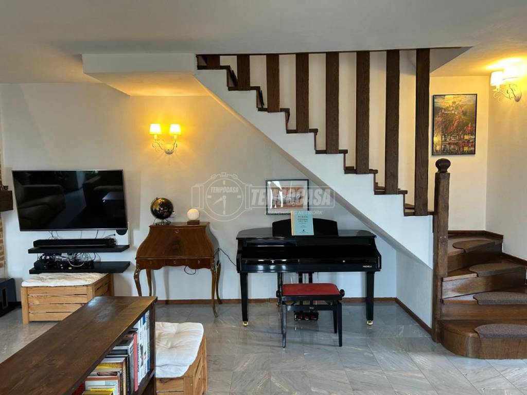 Casa indipendente a Verbania in Via alla Fontana 8 - Foto 3