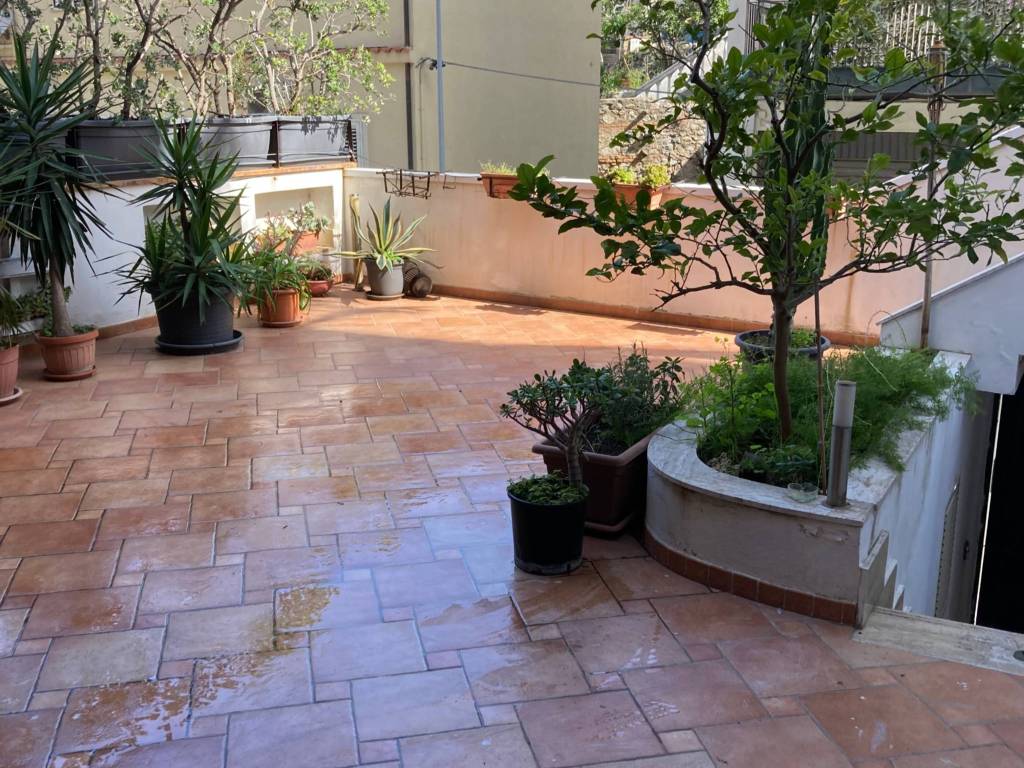 Appartamento a Reggio calabria in Via Trabocchetto 1 - Foto 2