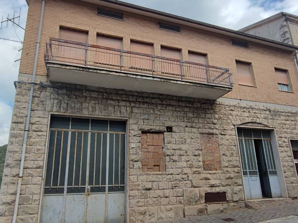 Palazzo / stabile a Carpinone in Via Roma - Foto 3