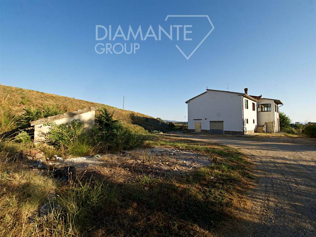 Rustico / casale a Cinigiano - Foto 4