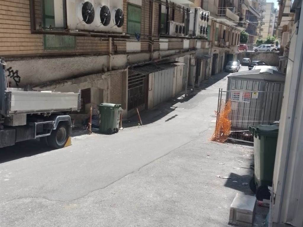 Box / garage a Salerno in Via Michele Guglielmi , 166 - Foto 3