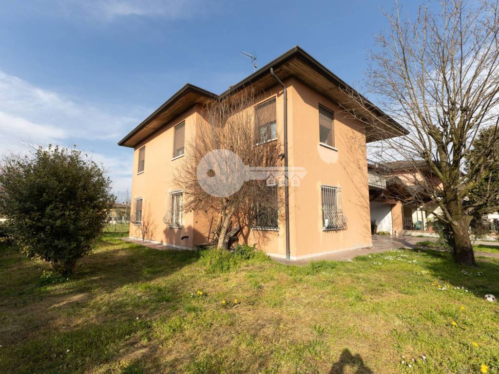 Villa a Leno in Via Redipuglia, 8 - Foto 4