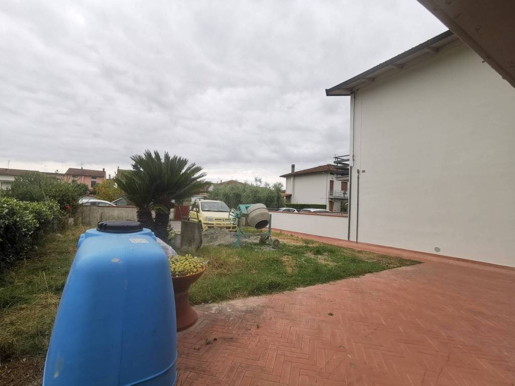 Casa indipendente a Montale in Via Antonio Fogazzaro - Foto 2