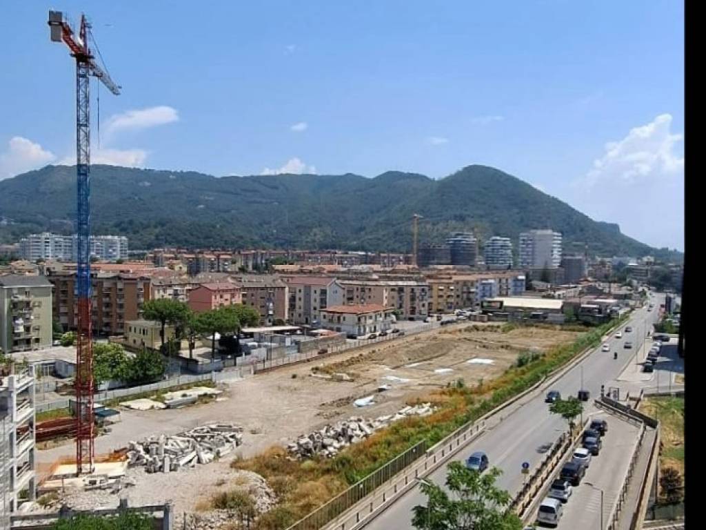 Appartamento a Salerno in Via Parmenide - Foto 3
