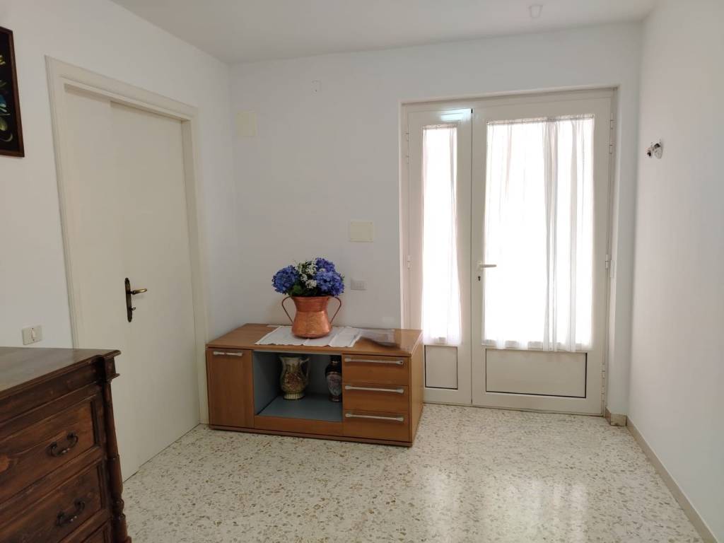 Casa indipendente a Bellante in Via delle Vigne, 6 - Foto 2