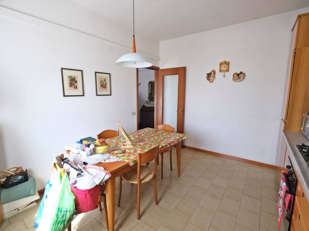 Appartamento a Villafranca di verona in Via Alessandri - Foto 2