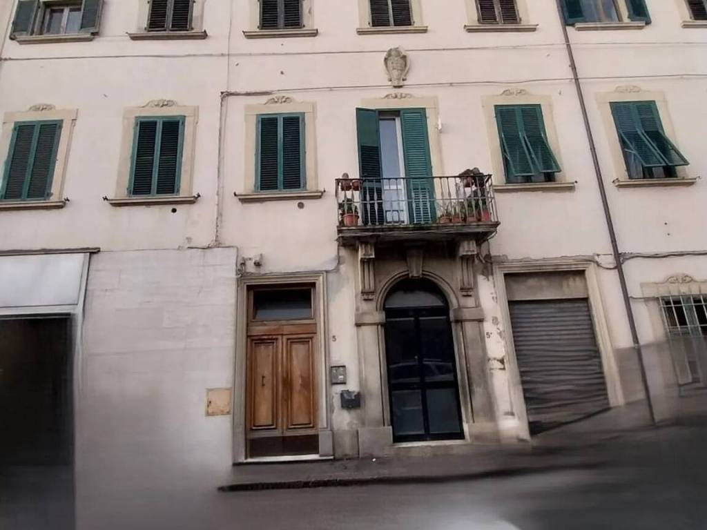 Appartamento a Prato in Piazza Giovanni Ciardi - Foto 3