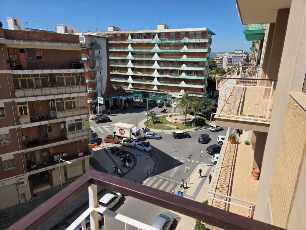 Appartamento a Siracusa in Via Sen. Di Giovanni - Foto 2