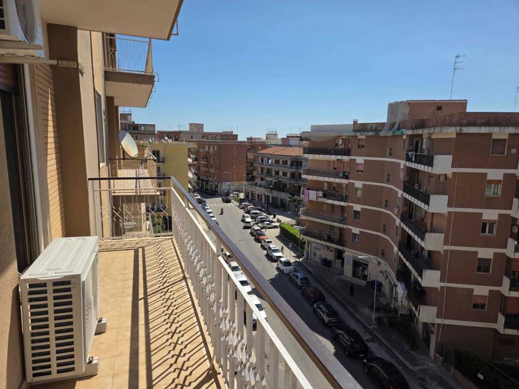 Appartamento a Siracusa in Via Sen. Di Giovanni - Foto 4