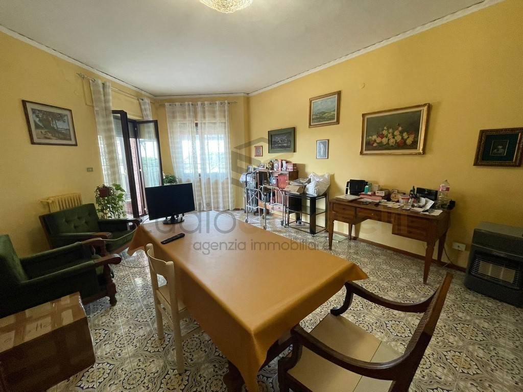 Appartamento a Castel volturno in Viale delle Mimose - Foto 3