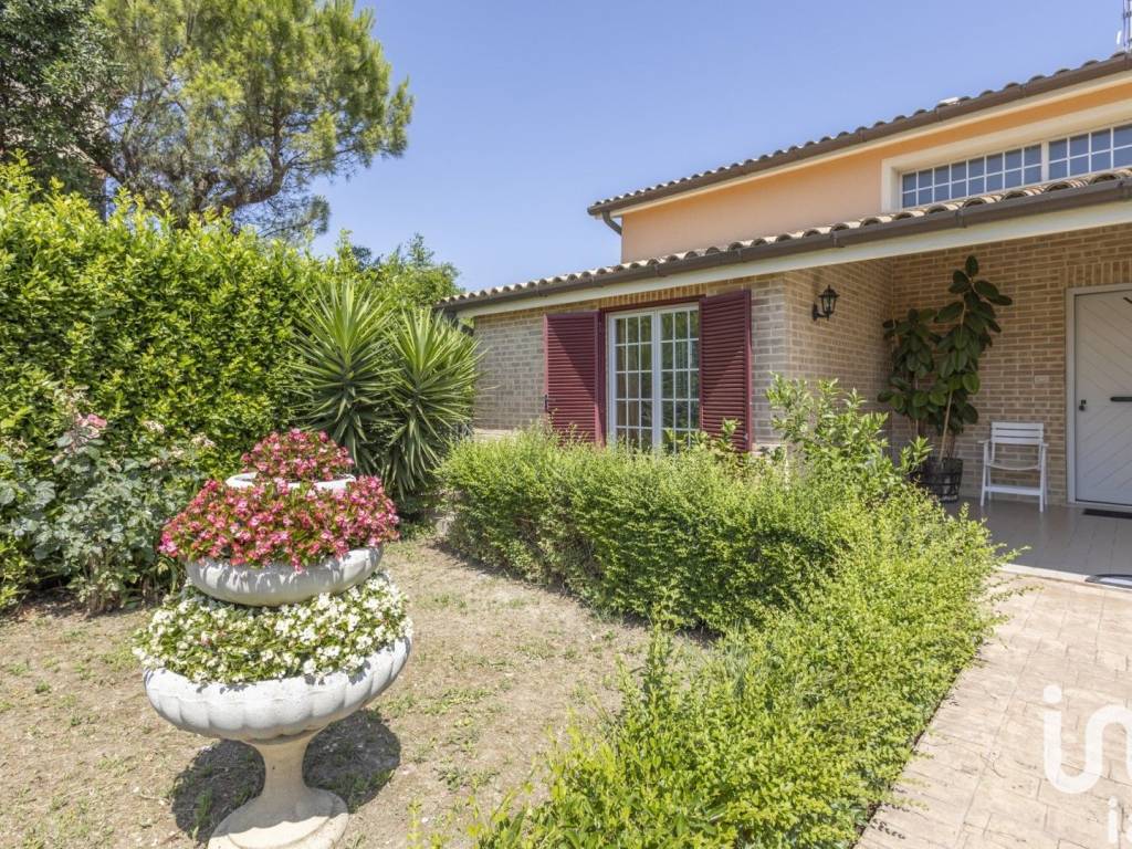 Villa a Recanati in Via don mariano capecci, 25 - Foto 3